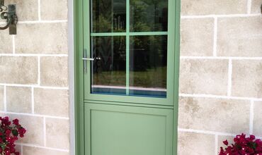 Les portes d&#39;entr&eacute;e en PVC